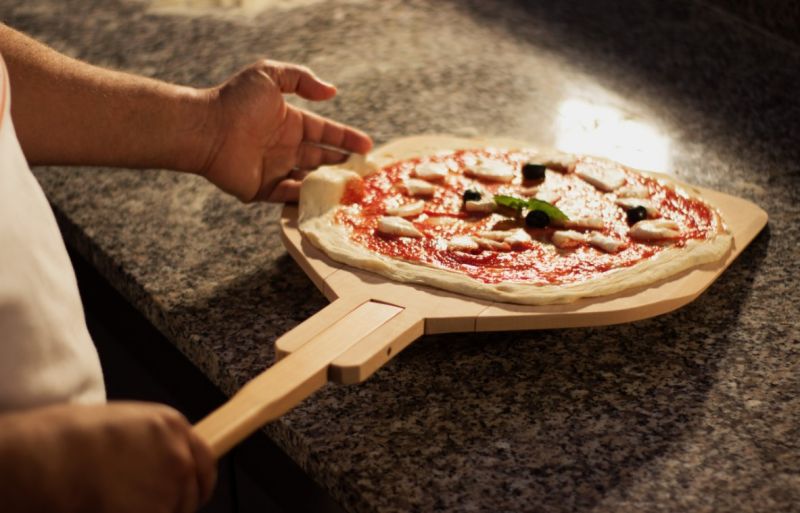 Pala per pizza in legno di faggio natura cm 41x30