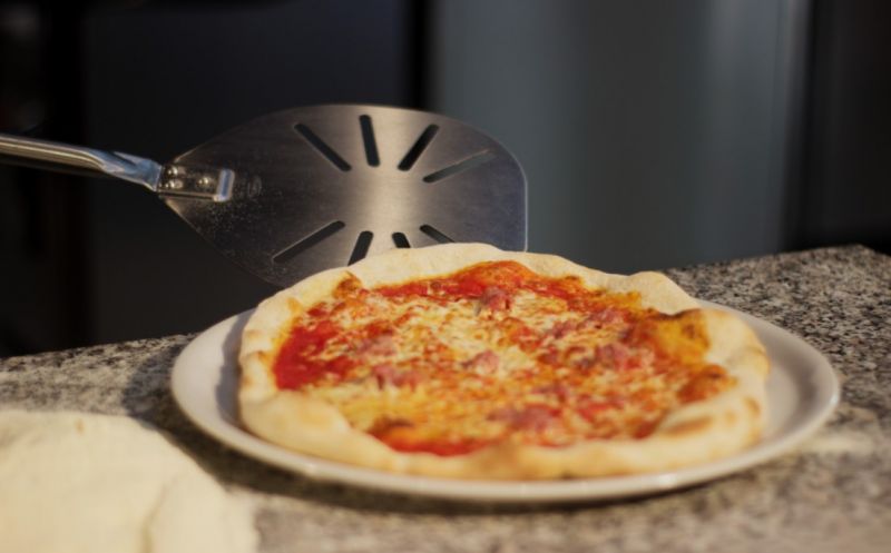 Pelle pizza ronde inox Ø20cm manche 150cm + poignée coulissante